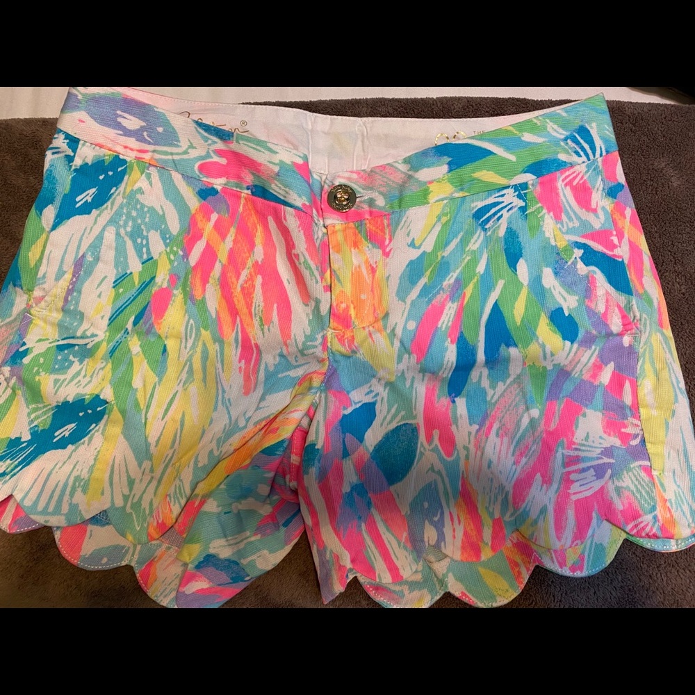 Lilly Pulitzer womens Buttercup shorts - size 00